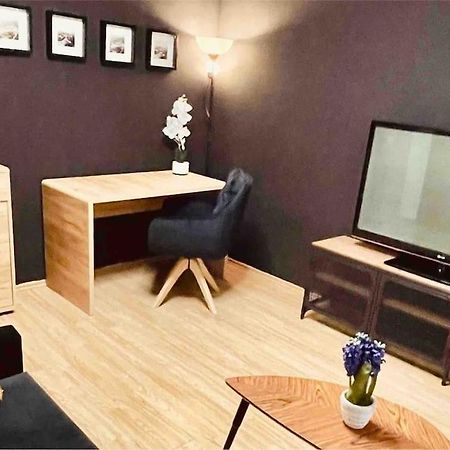 Moderny Apartman S Parkovanim Μπρατισλάβα Εξωτερικό φωτογραφία