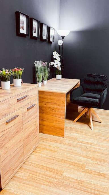 Moderny Apartman S Parkovanim Μπρατισλάβα Εξωτερικό φωτογραφία